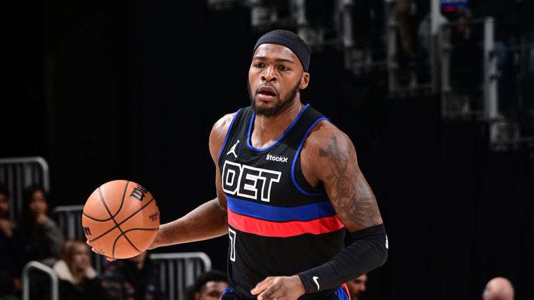 Pistons re-sign Paul Reed to minimum deal, have $4 million more in cap space Pistons re-sign Paul Reed to minimum deal, have $4 million more in cap space