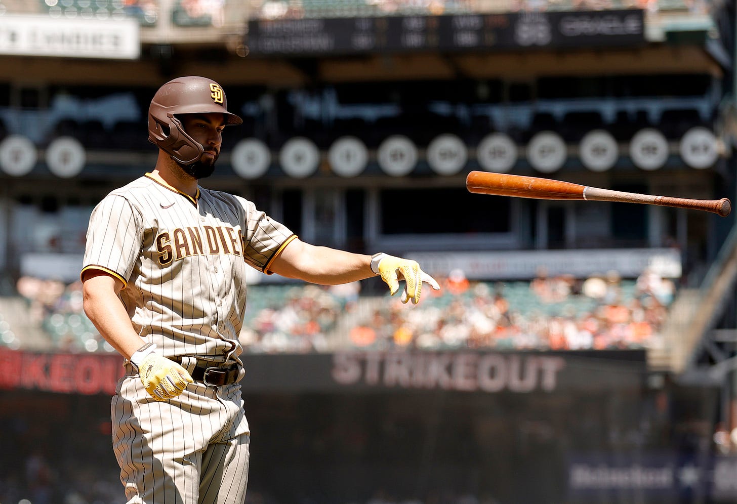 Padres facing COVID-19 problem with Eric Hosmer and others headed to IL