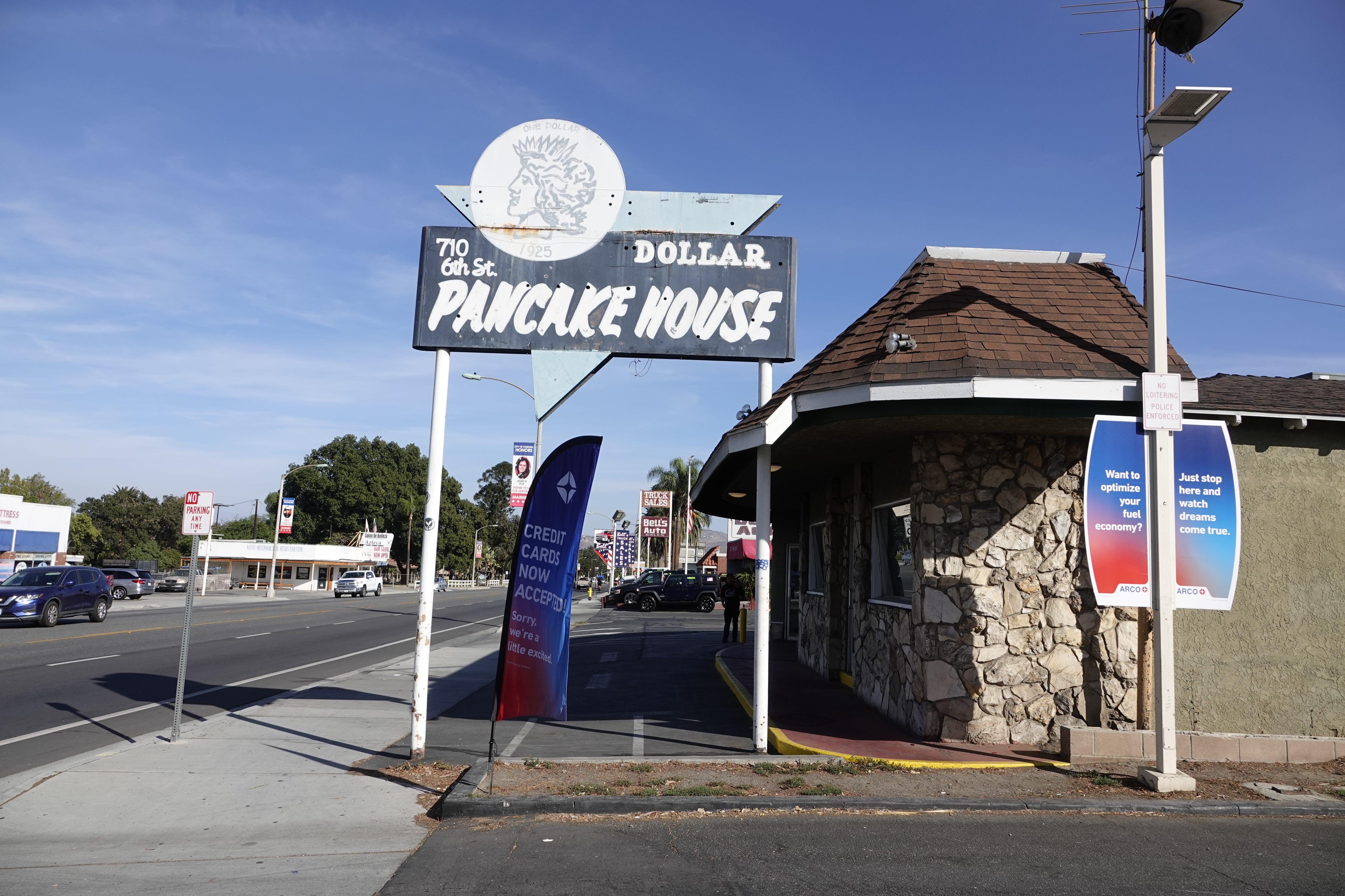 Rare chance to grab relics from 'Roadside America' miniature