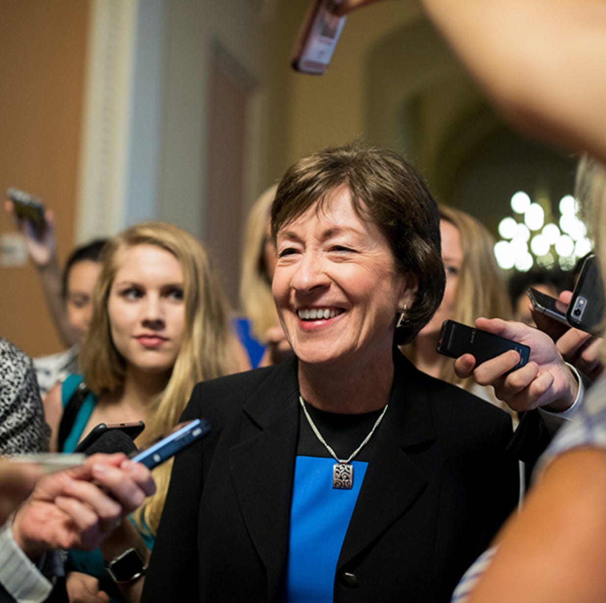 Senators Collins, Durbin Lead Call Urging FDA to Strengthen Efforts to Reduce Youth Vaping Senators Collins, Durbin Lead Call Urging FDA to Strengthen Efforts to Reduce Youth Vaping