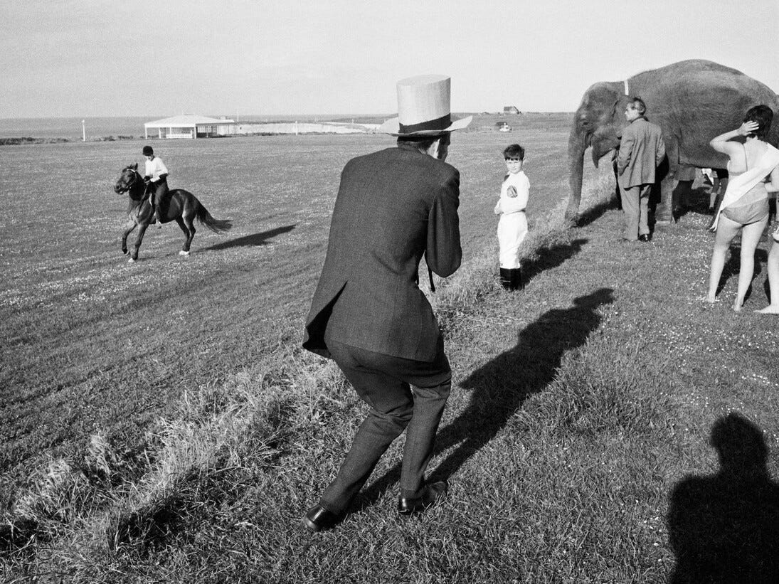 Tony Ray-Jones: Photographs of America and England (1968) – AMERICAN SUBURB  X