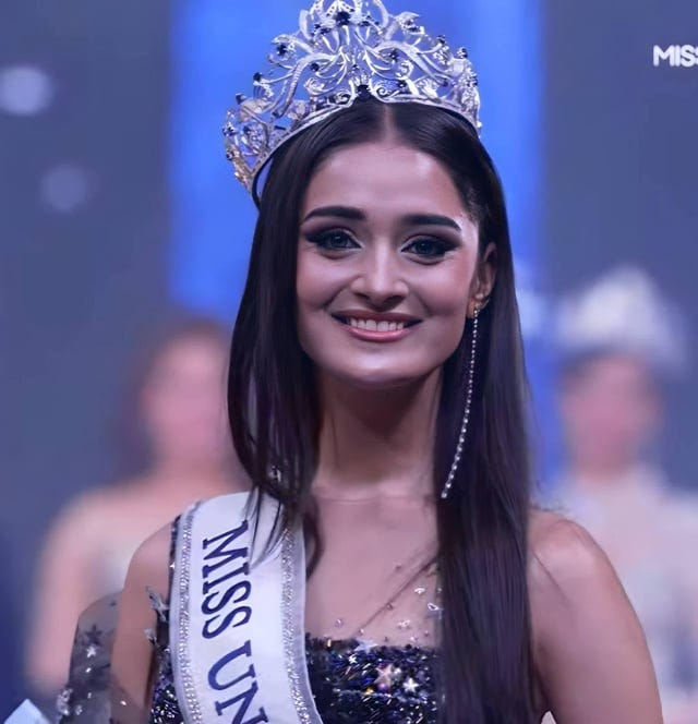 Congratulations to the newly-crowned Miss Universe India 2025 Manika  Vishwakarma and all the runners-up! 🇮🇳🇮🇳🇮🇳🇮🇳 Good luck dear 💕 for  the Miss Universe 2025 pageant in Thailand 🇹🇭 on November.... Screengrab  credit