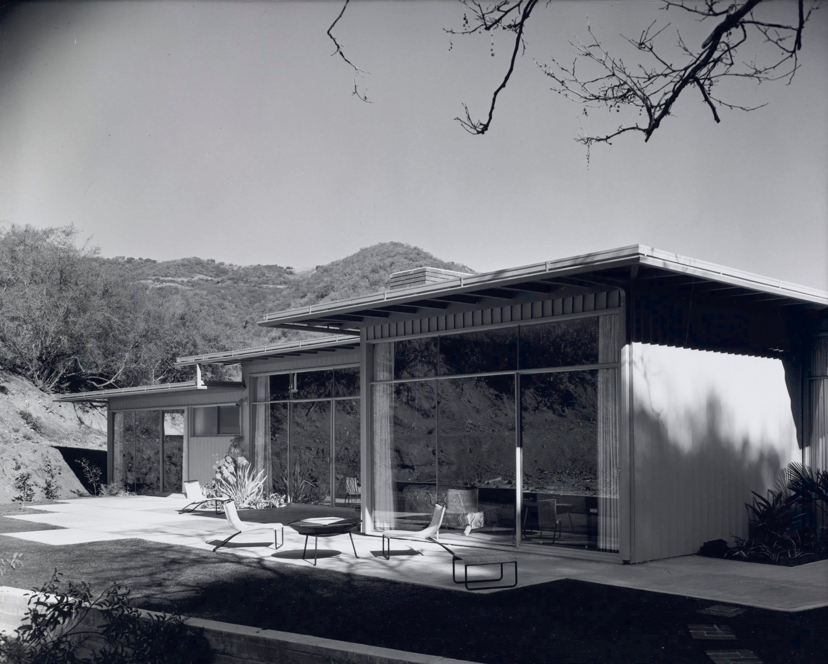 Case Study House #3: A Living Garden for Informal Dwelling
