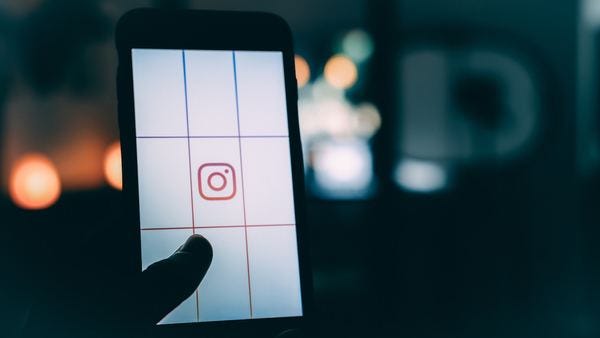 Share Better Stories on Instagram - Credit: Luke van Zyl on Unsplash Share Better Stories on Instagram - Credit: Luke van Zyl on Unsplash