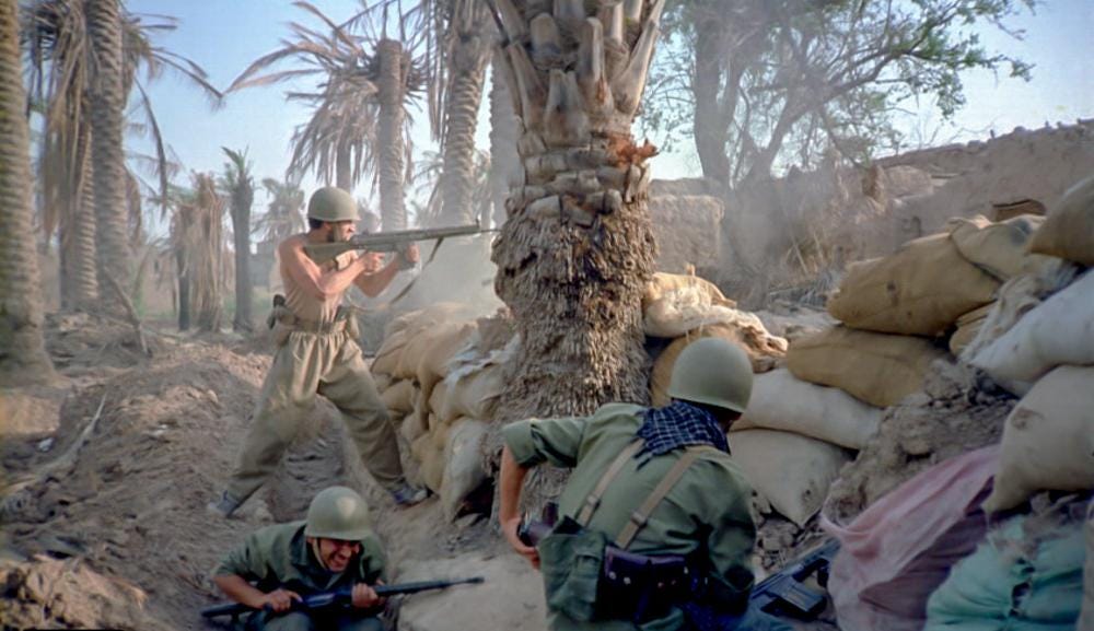 Iranian soldiers in close combat with Iraqi troops near Khorramshahr during  the Iran-Iraq War [1000x577] : r/MilitaryPorn