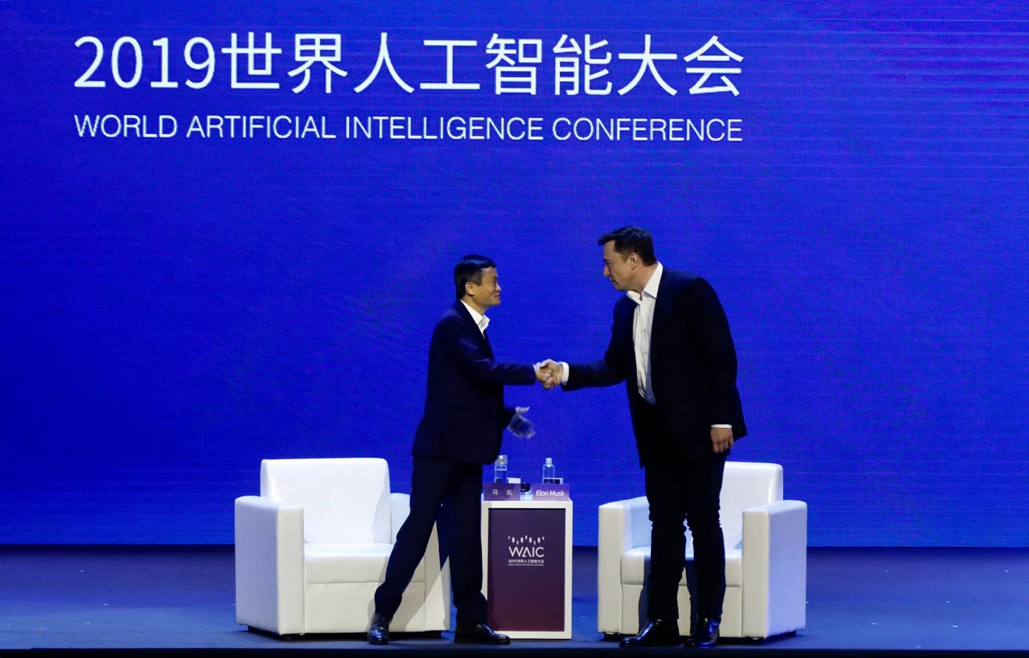 The Time a Jet-Lagged Musk Made Alibaba's Jack Ma Sound Grounded - Bloomberg The Time a Jet-Lagged Musk Made Alibaba's Jack Ma Sound Grounded - Bloomberg