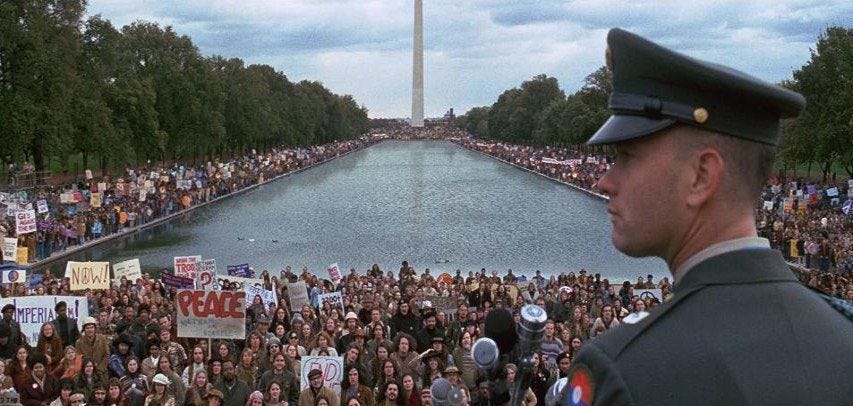 FORREST GUMP (1994) Cinematography by Don Burgess Directed by Robert  Zemeckis Explore more shots in our database: https://t.co/Vgw9vZLjuF