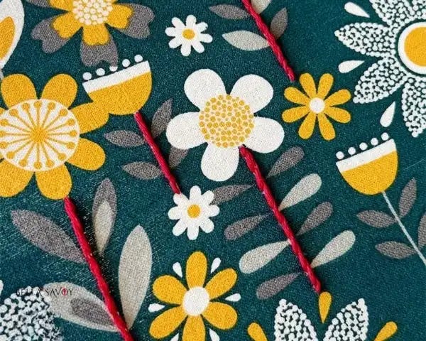 Stem stitch and outline stitch