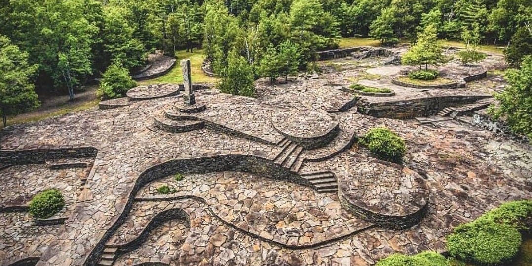 ABOUT | Opus 40
