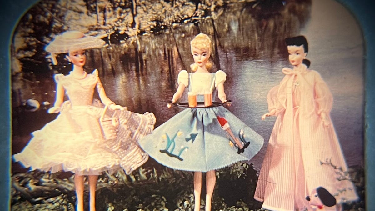 Rare: Barbie In-Store Display View-Master Reel from 1960 Rare: Barbie In-Store Display View-Master Reel from 1960