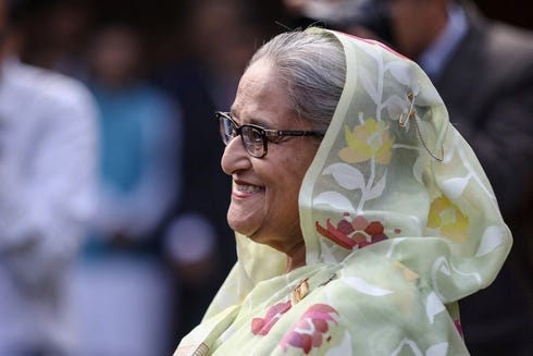 bdeskhasina09.jpg