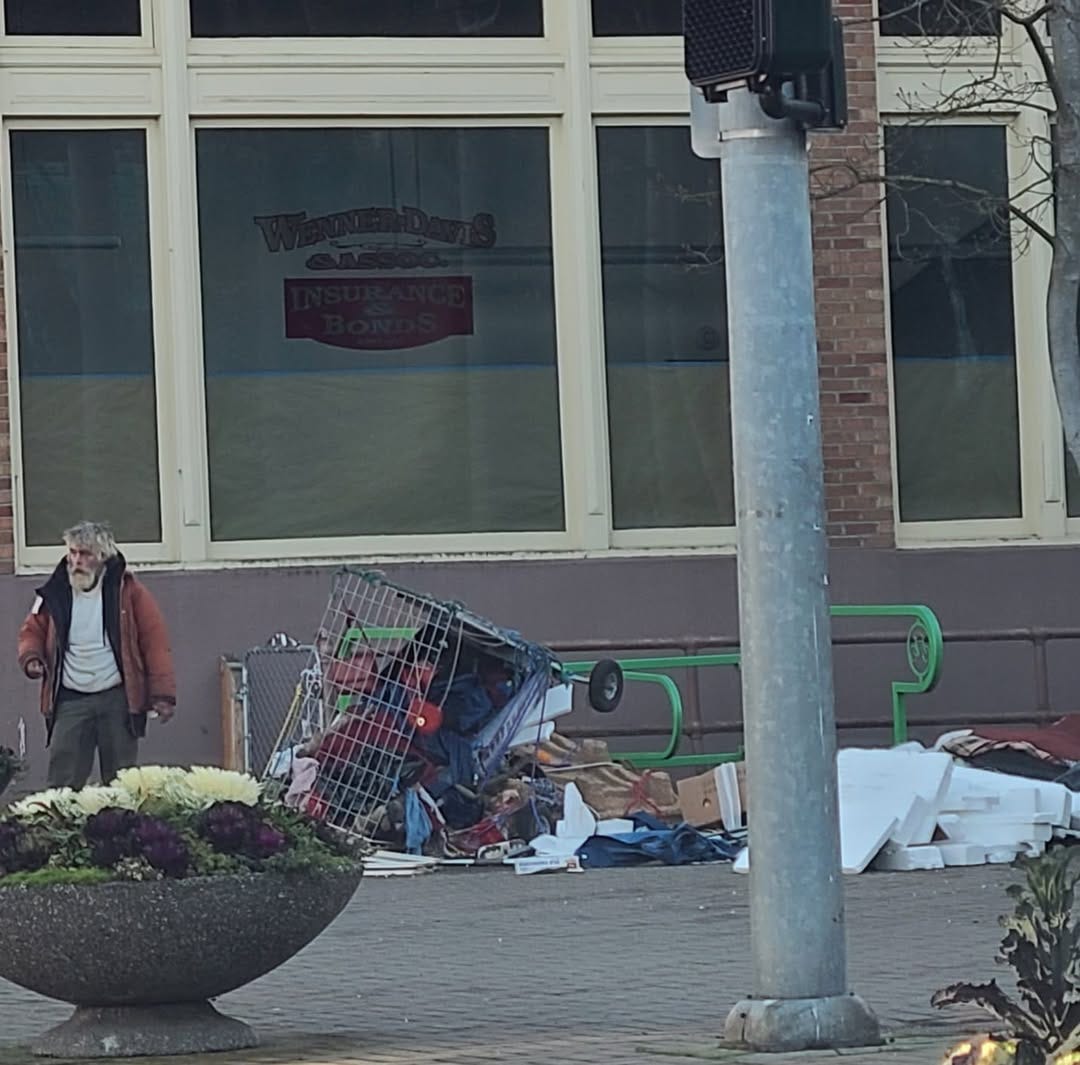 No photo description available.