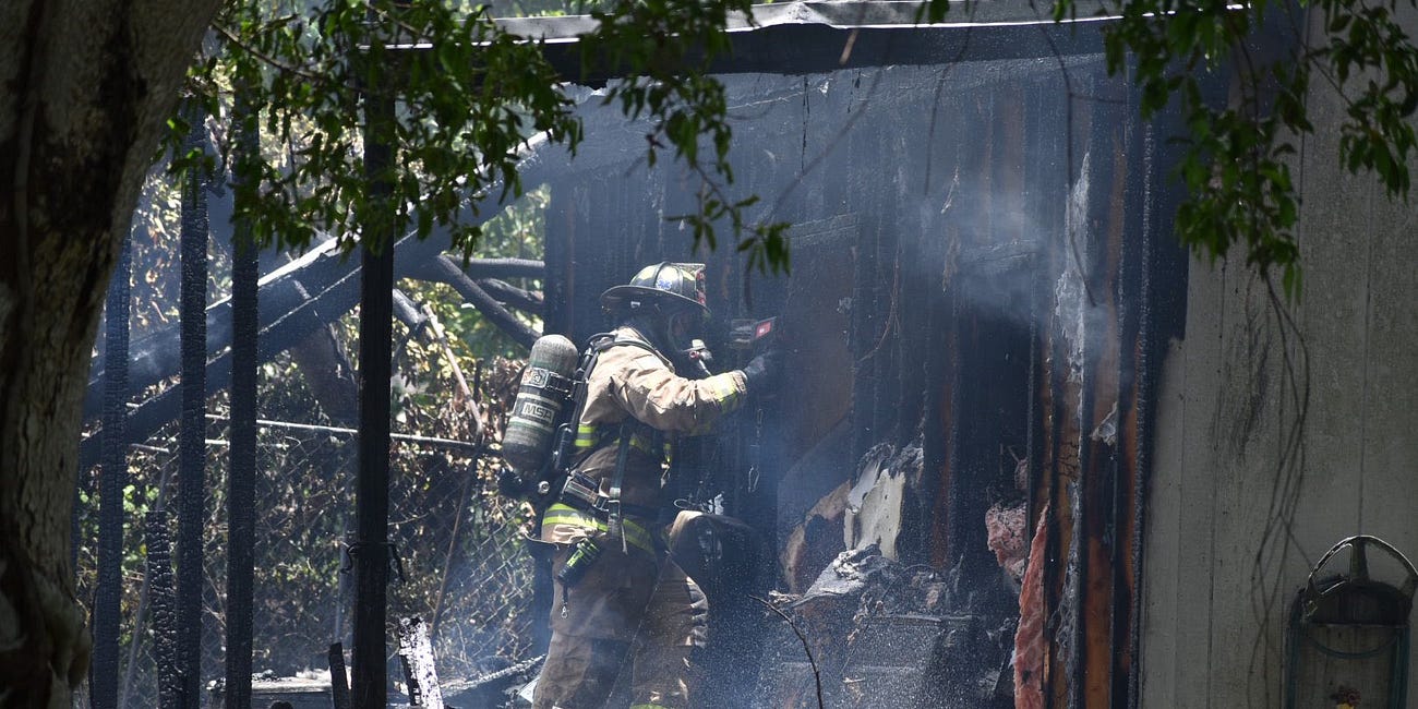 One Dead, One Hospitalized After House Fire in Bradenton