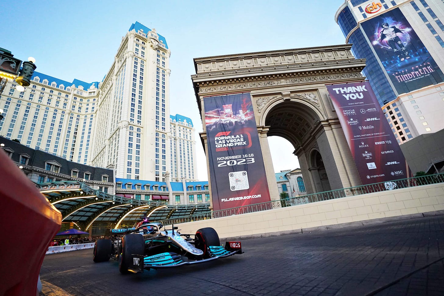 Glitz, glamour, VIPs: How Las Vegas landed an F1 Grand Prix - The Athletic
