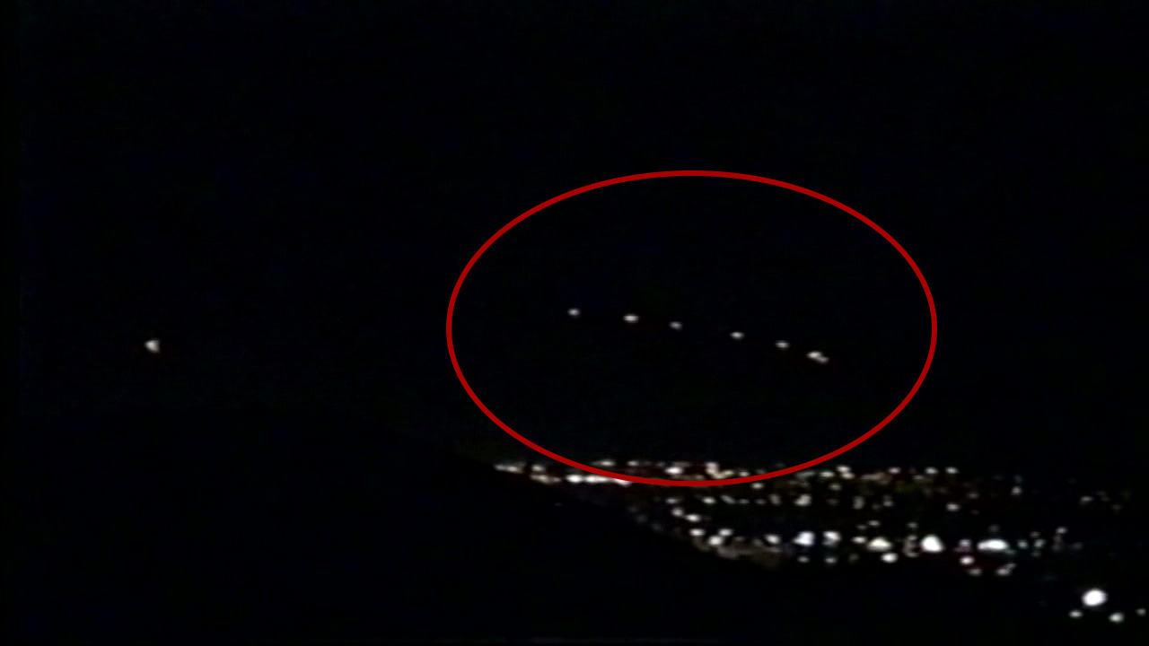 Phoenix Lights: Still no answers 26 years after the lights appeared over  the Valley