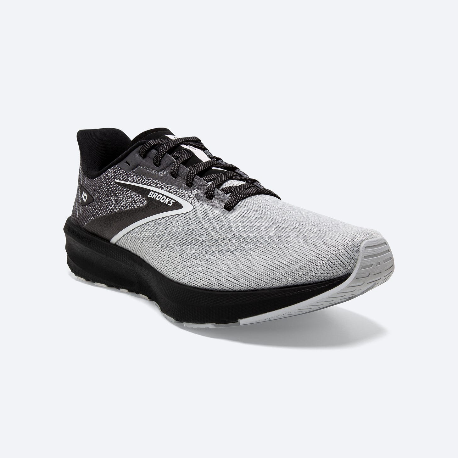 Mudguard and Toe view of Brooks Launch 10 for men