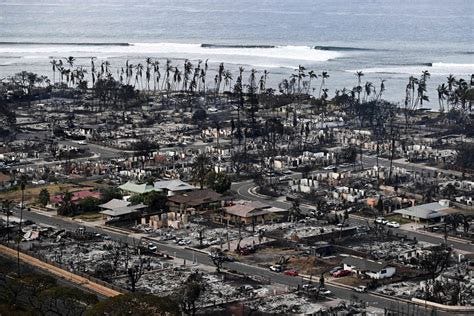 Timeline: How the deadly wildfires took over Maui day by day - ABC News