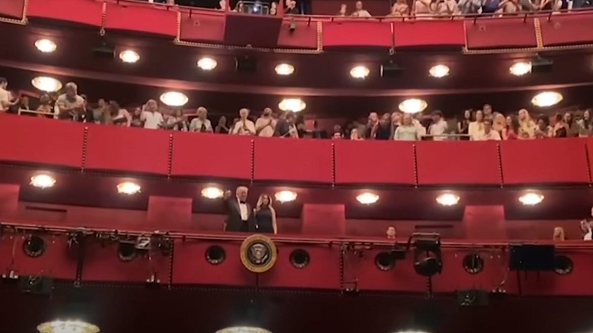 Dear Leader Booed At His Favorite Musical, The Plot Of Which He Does Not Understand