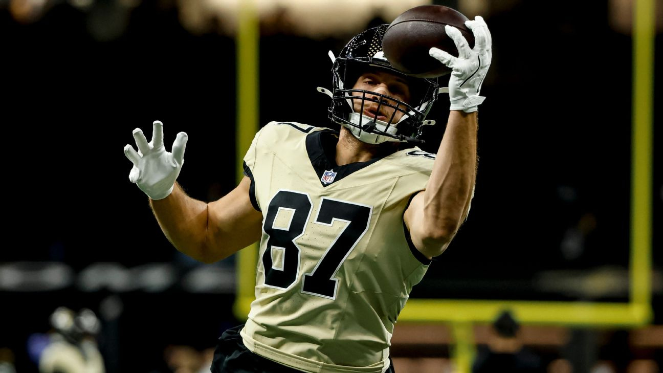 Source: Ex-Saints TE Foster Moreau to sign with Texans - ESPN Source: Ex-Saints TE Foster Moreau to sign with Texans - ESPN