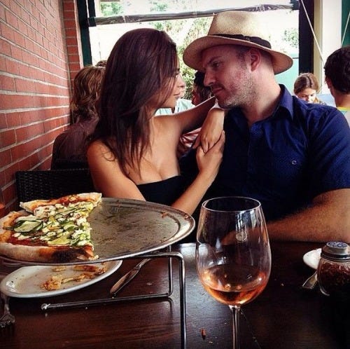 emily ratajkowski married jeff magid gone girl images emily ratajkowski married jeff magid gone girl images