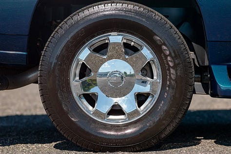 Cadillac Escalade EXT | Photo: Bring a Trailer