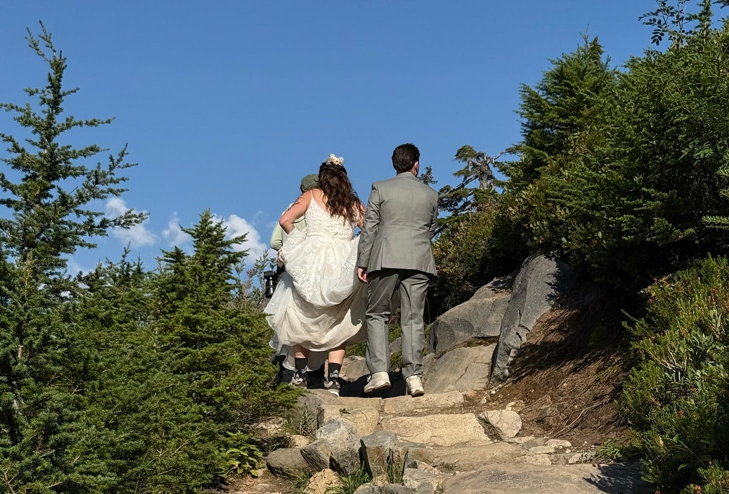 Wedding couple headed back up the trail. Photo by JPC.