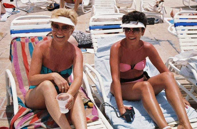 About Us | The Worlds Best-Smelling Sunscreen | Vacation®