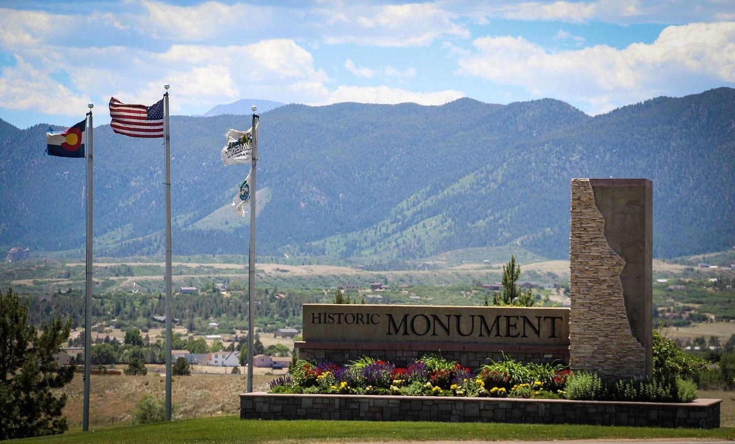Do I Live In Monument? | Monument, CO