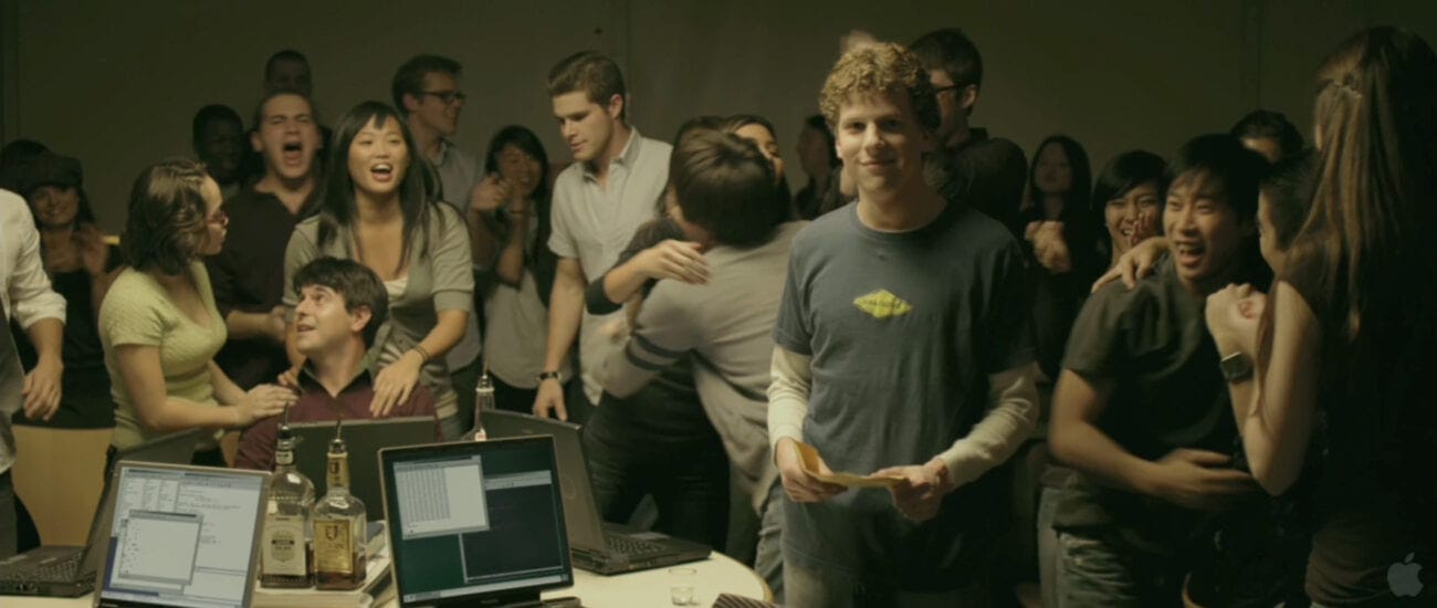 The kind of networks people tend to be interested in (image from “The Social Network”) The kind of networks people tend to be interested in (image from “The Social Network”)