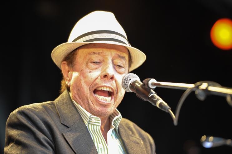 Sergio Mendes performing in 2014. Sergio Mendes performing in 2014.