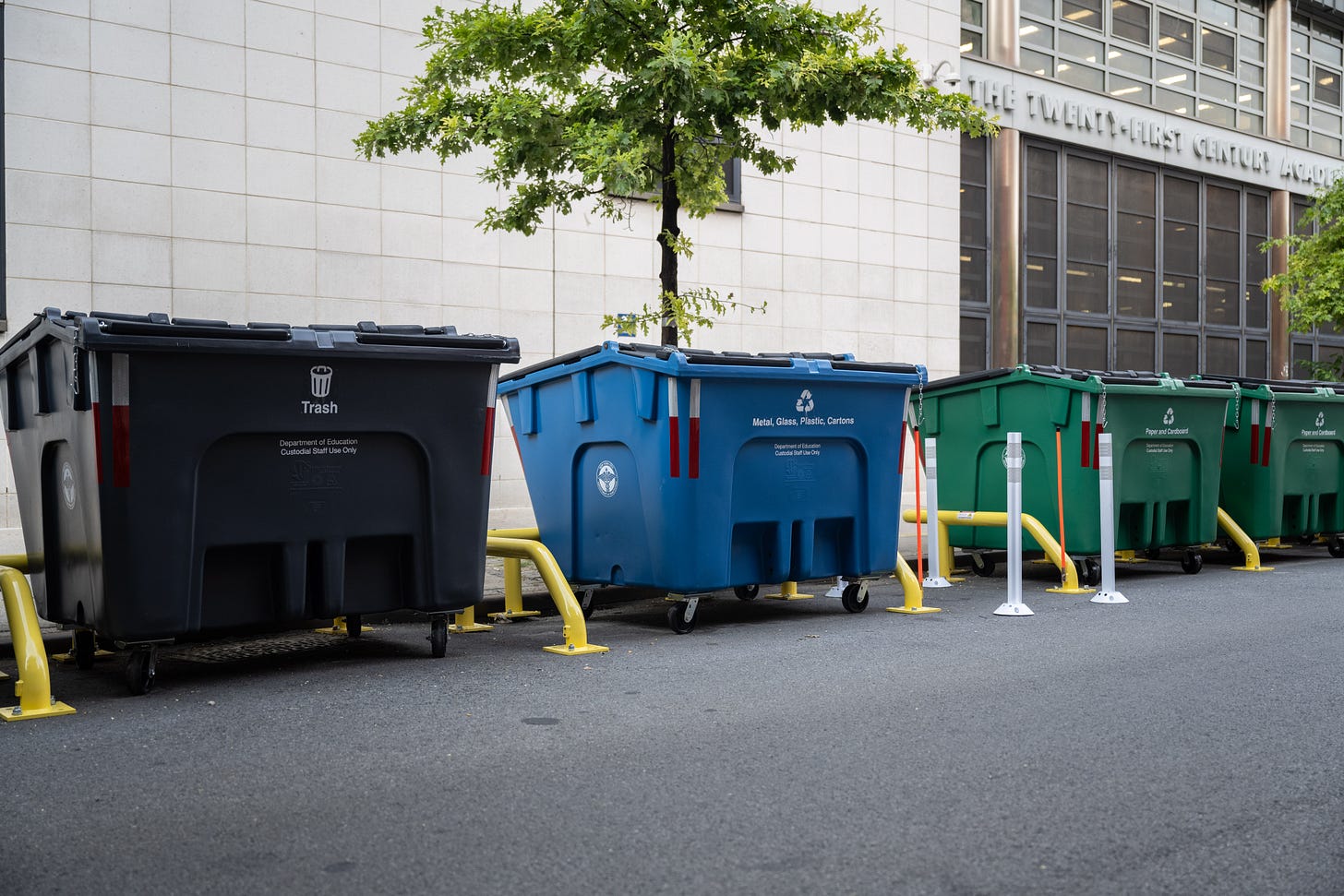 To fight rats and trash, NYC trades parking spots for giant trash bins in  Harlem - Gothamist