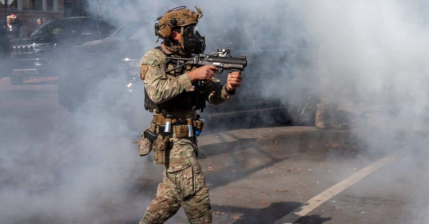 Feds used chemical agents dozens of times in Chicago — Investigative  Project on Race and Equity