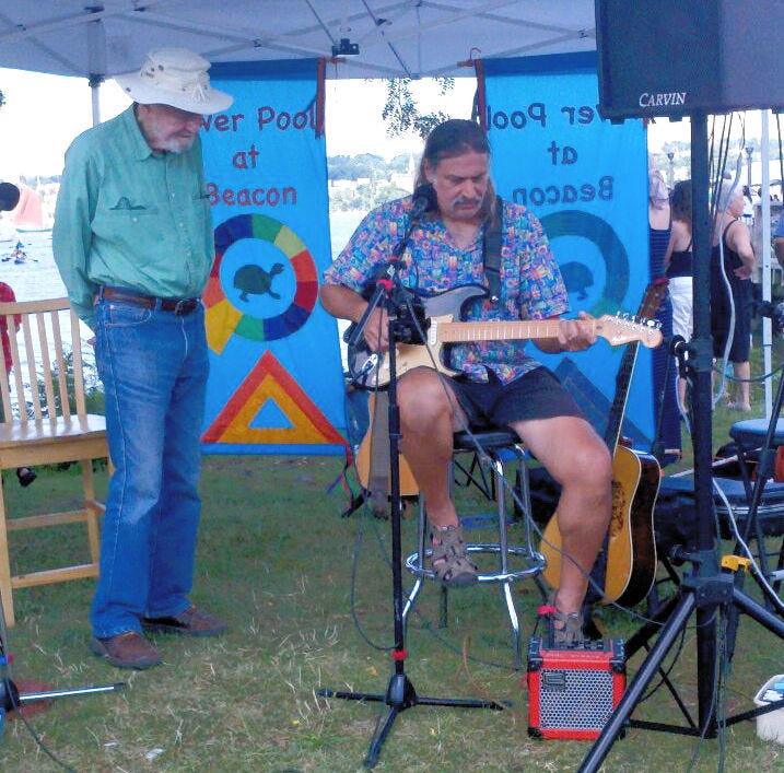 Pete Seeger and Vinnie Cerniglia in 2012. (STEFFAN CERNIGLIA) Pete Seeger and Vinnie Cerniglia in 2012. (STEFFAN CERNIGLIA)