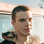 Riley Ellis's avatar