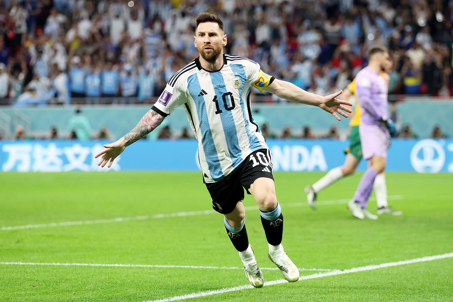 Lionel Messi scores in 1000th career game as Argentina reaches World Cup  quarterfinals | CNN