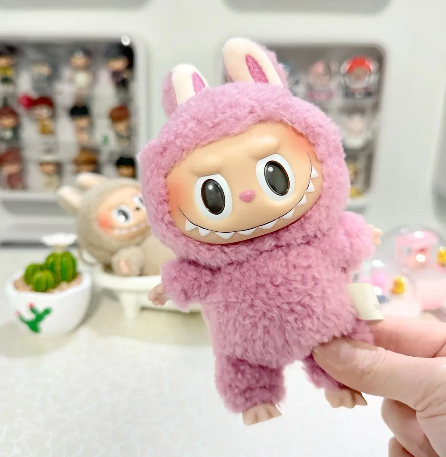 มีน้อลลลล LaBuBu ไม่เข้าพวกอยู่น๊า ใครเอ่ย??? | แกลเลอรีที่โพสต์โดย ...