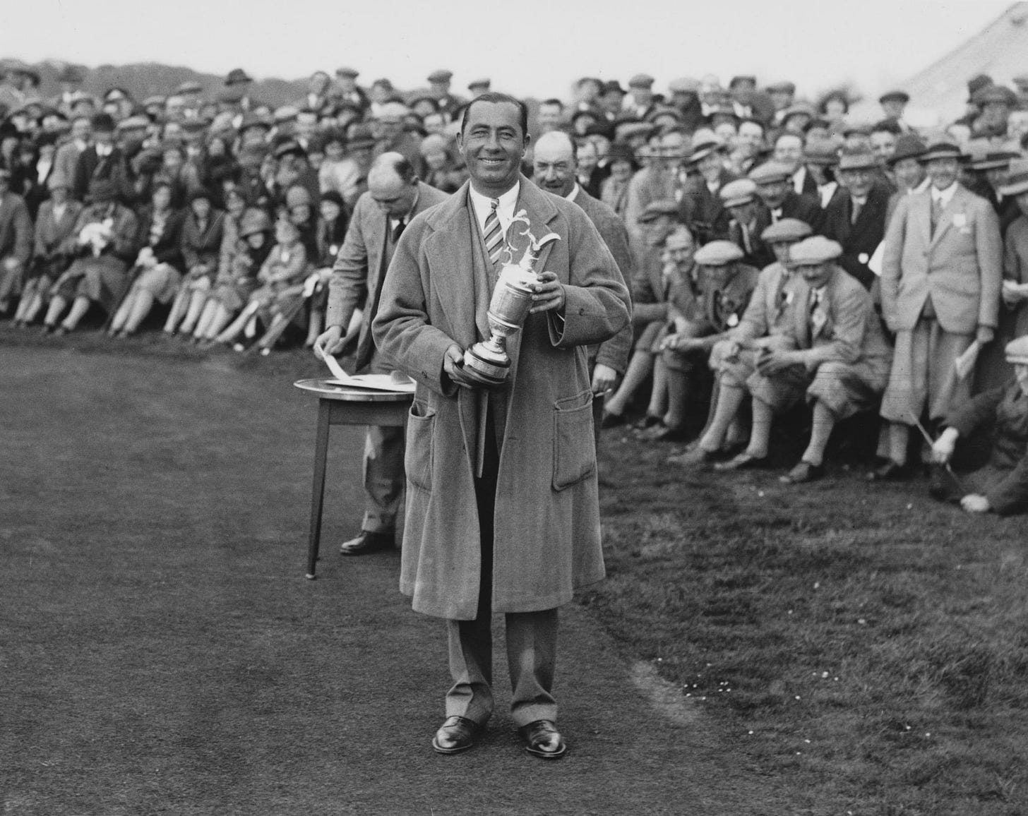 Walter Hagen: The 'flamboyant' golfer who 'poked golf's aristocracy in the  eye' | CNN