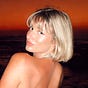 Kate Barry's avatar