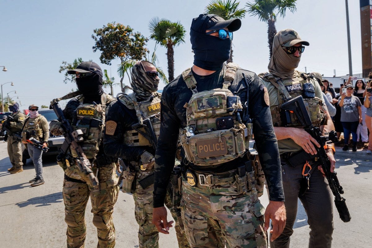 https://i0.wp.com/calmatters.org/wp-content/uploads/2025/06/062025_ICE-Raid_GETTY_CM_01.jpg?fit=1200%2C800&ssl=1 https://i0.wp.com/calmatters.org/wp-content/uploads/2025/06/062025_ICE-Raid_GETTY_CM_01.jpg?fit=1200%2C800&ssl=1