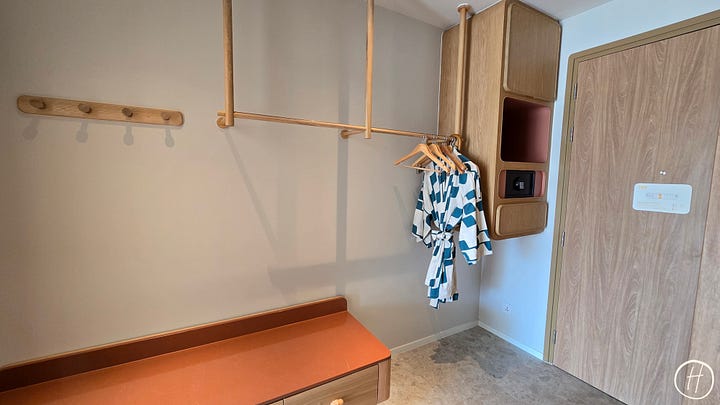 Standard King at Standard Pattaya: Entry hallway, bed zone and balcony