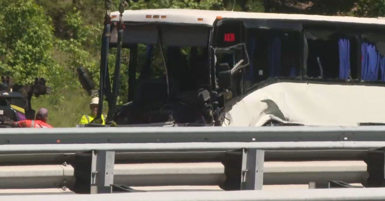 14 discharged, 5 still hospitalized after deadly bus crash on I-95 in Virginia 14 discharged, 5 still hospitalized after deadly bus crash on I-95 in Virginia
