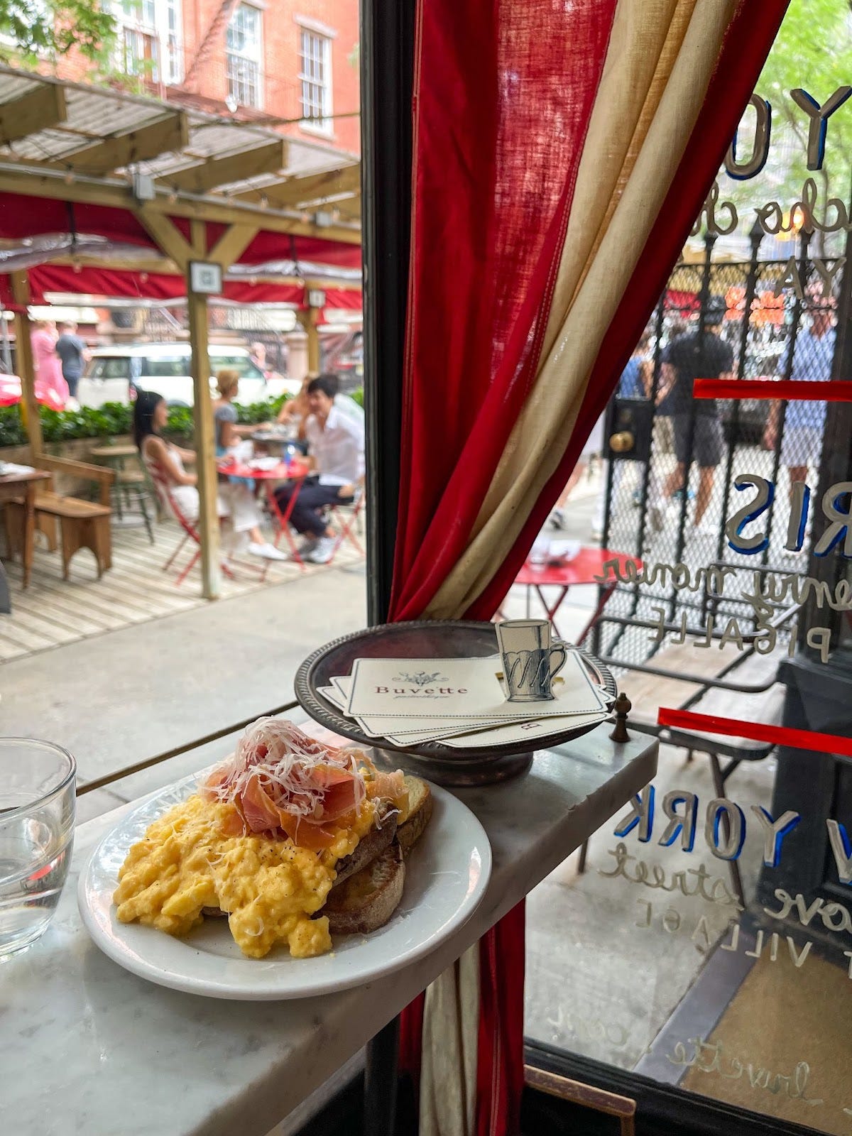 トップス dinoworks paris foodie Transport yourself to Paris, no passport required