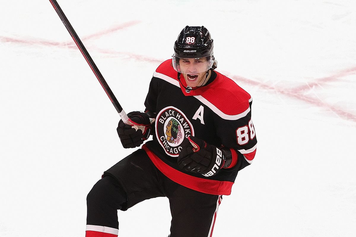 Watch: Blackhawks forward Patrick Kane scores 400th career goal, video,  highlights - Second City Hockey