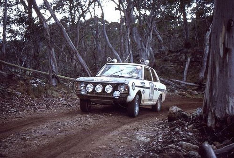 london-sydney-aus-2-lotus-cortina-roger-clark