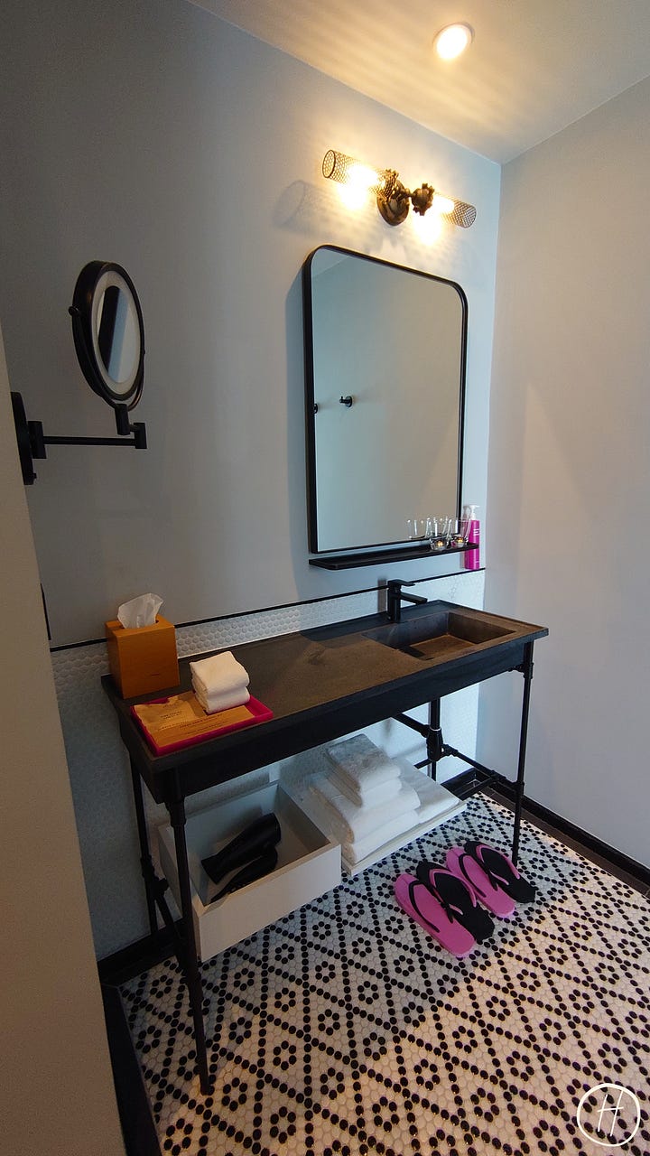 Bathroom of Deluxe room