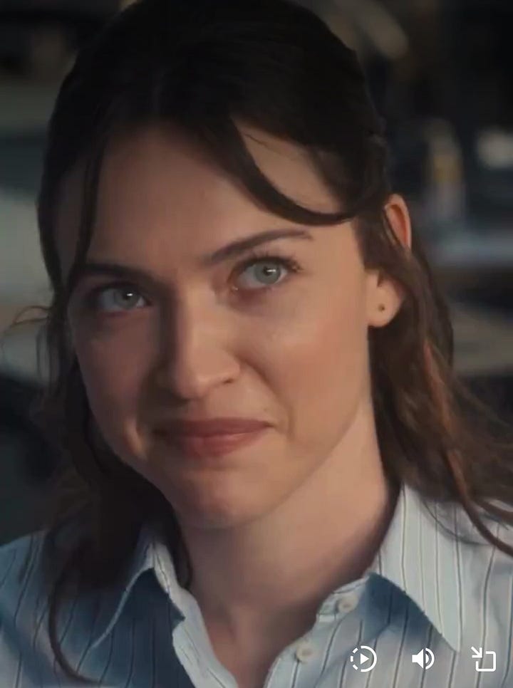 Romance builds for Bell and Evan on countdown 1.09