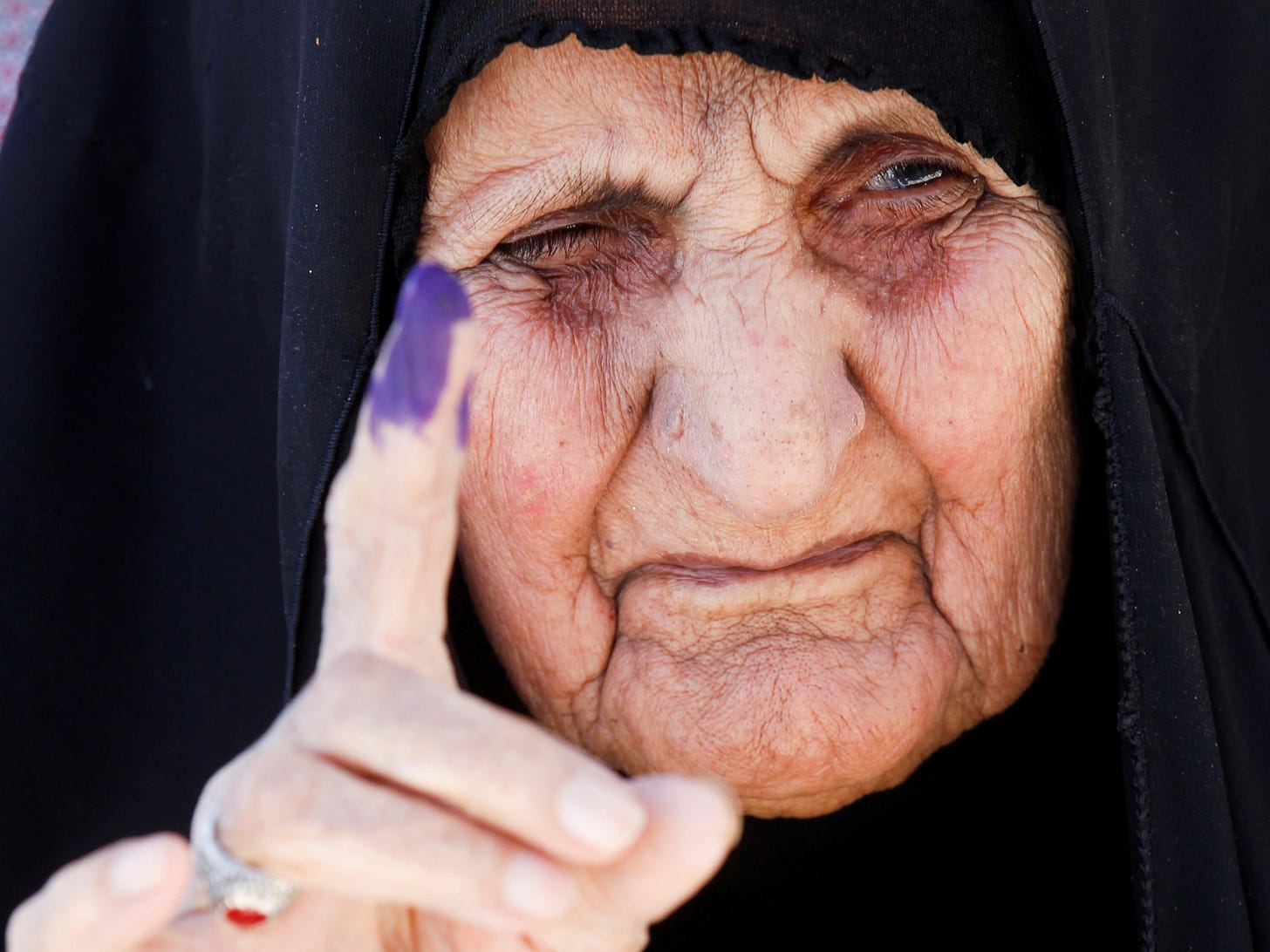 Polls close in Iraq's parliamentary election amid 'low turnout' | Elections  News | Al Jazeera