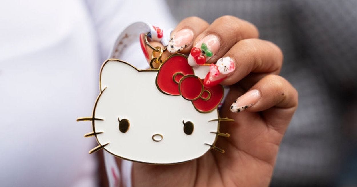 男性上司もカチューシャをつけて仕事?サンリオと脳科学者が、幸福度と生産性を上げる「Kawaii 研究」を開始(ハフポスト日本版) - goo ニュース 男性上司もカチューシャをつけて仕事?サンリオと脳科学者が、幸福度と生産性を上げる「Kawaii 研究」を開始(ハフポスト日本版) - goo ニュース