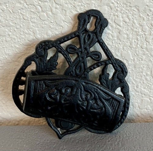 Antique Wall Mount Cast Iron Match Holder In Original Condition  - Picture 1 of 3