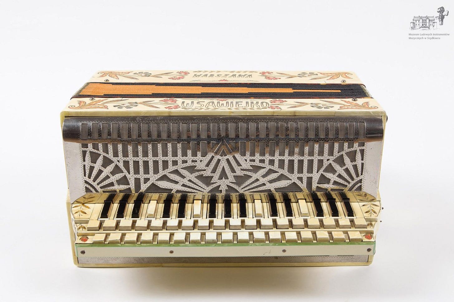 http://folk.instruments.edu.pl/uploads/gallery/L/3465.jpg